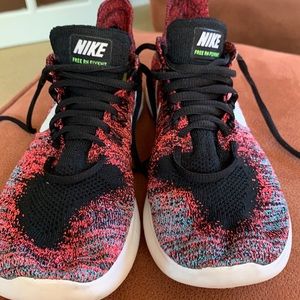 Nike free rn flyknit